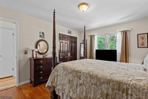 65 Miller Avenue Elmwood Park NJ 07407