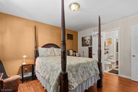65 Miller Avenue Elmwood Park NJ 07407