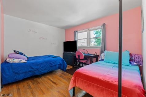 65 Miller Avenue Elmwood Park NJ 07407