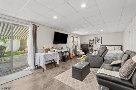 65 Miller Avenue Elmwood Park NJ 07407