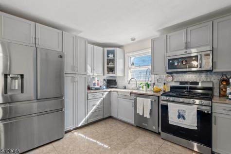 65 Miller Avenue Elmwood Park NJ 07407