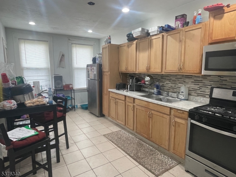 783 S 13th Street Newark NJ 07108