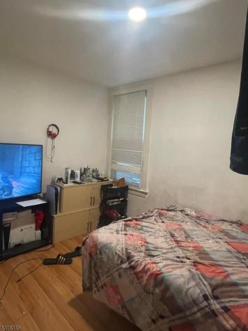 783 S 13th Street Newark NJ 07108