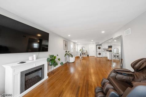 859 Dewey Street Union NJ 07083