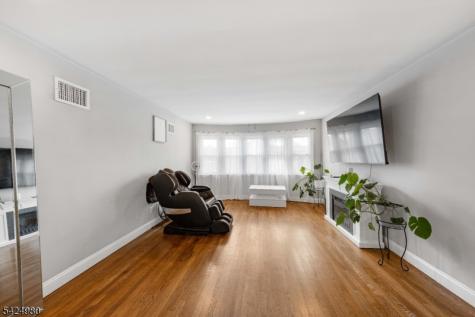 859 Dewey Street Union NJ 07083