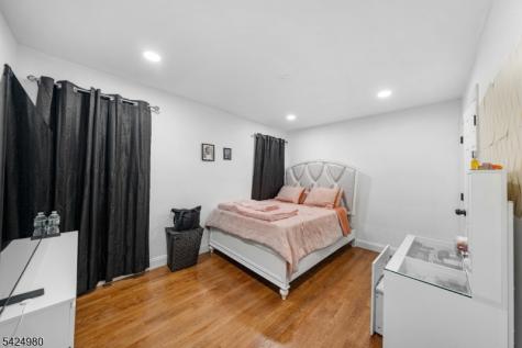859 Dewey Street Union NJ 07083