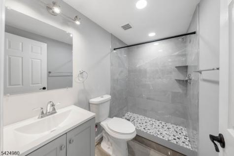 859 Dewey Street Union NJ 07083