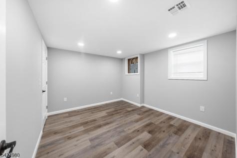 859 Dewey Street Union NJ 07083