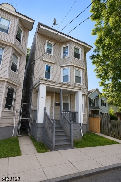 428 S 17th Street Newark NJ 07103