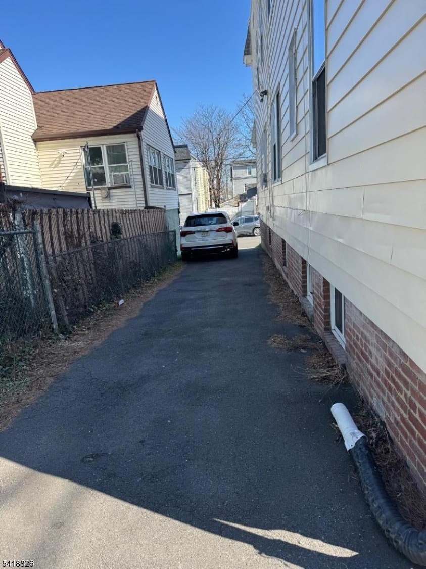 291 Vermont Avenue Irvington NJ 07111