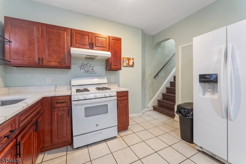 665 Grove Street Irvington NJ 07111