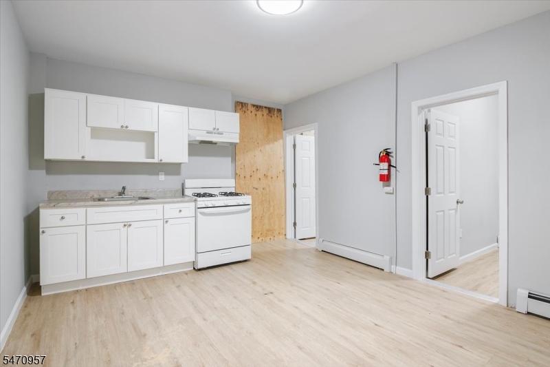 263 Carroll Street Paterson NJ 07501