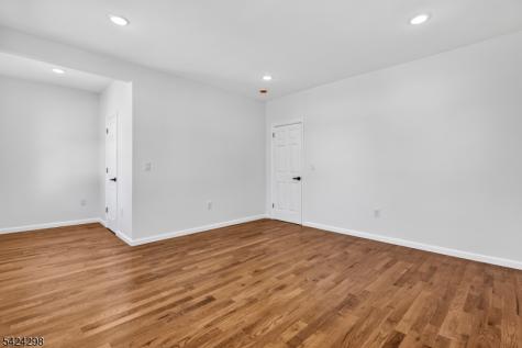 562 Tremont Avenue City Of Orange NJ 07050