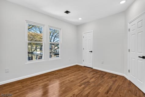 562 Tremont Avenue City Of Orange NJ 07050