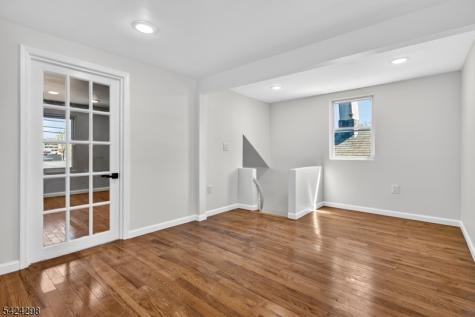 562 Tremont Avenue City Of Orange NJ 07050