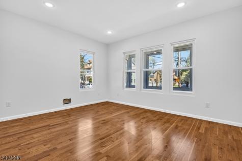 562 Tremont Avenue City Of Orange NJ 07050