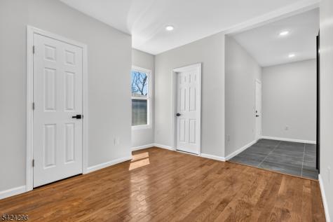 562 Tremont Avenue City Of Orange NJ 07050
