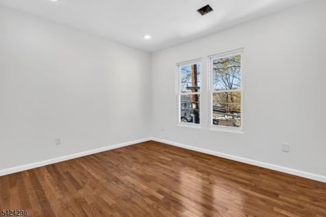 562 Tremont Avenue City Of Orange NJ 07050