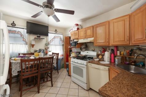 478 Walnut Street Elizabeth NJ 07201