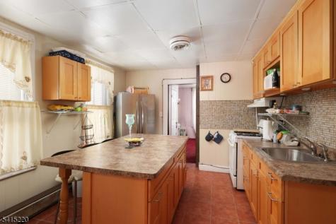 478 Walnut Street Elizabeth NJ 07201