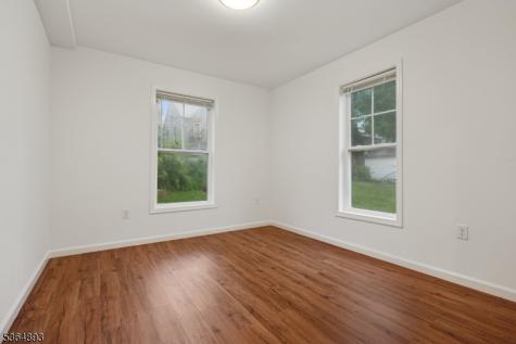 87 N 18th Street East Orange NJ 07017