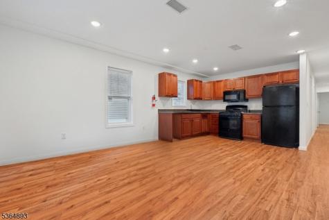 87 N 18th Street East Orange NJ 07017