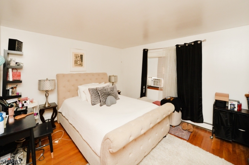 429 Edmund Avenue Paterson NJ 07502