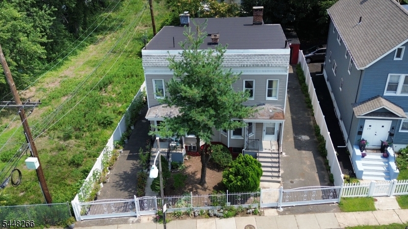 22 Kensington Place East Orange NJ 07017