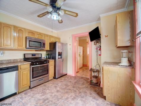 22 Kensington Place East Orange NJ 07017