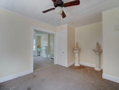 22 Kensington Place East Orange NJ 07017