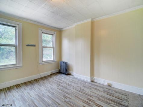 22 Kensington Place East Orange NJ 07017
