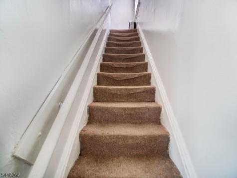 22 Kensington Place East Orange NJ 07017