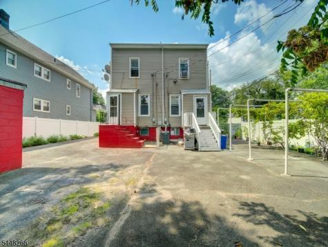 22 Kensington Place East Orange NJ 07017