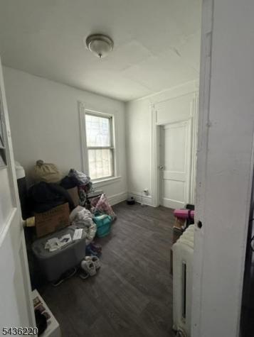 343 7TH Avenue W Newark NJ 07107