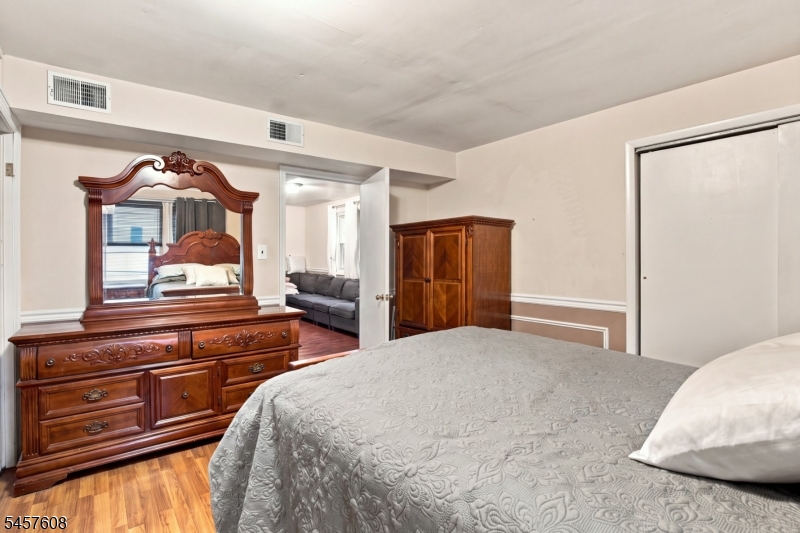 321 Ferry Street Newark NJ 07105