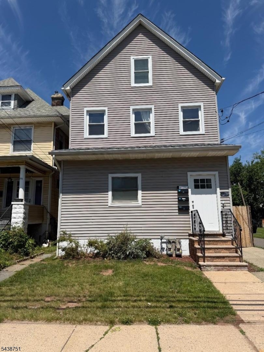 716 Monroe Avenue Elizabeth NJ 07201