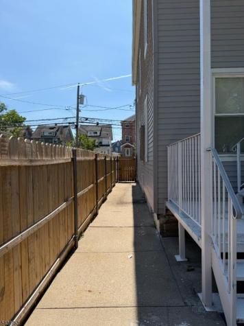 716 Monroe Avenue Elizabeth NJ 07201