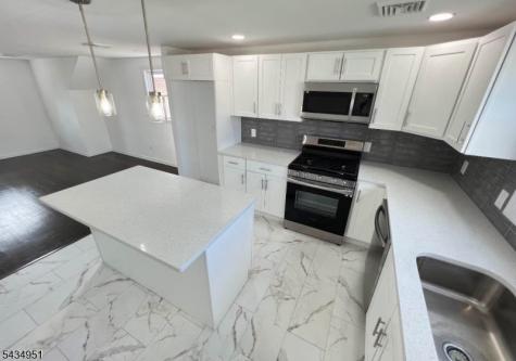 323 S Wood Avenue Linden NJ 07036
