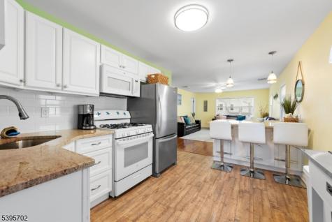 15 7TH Avenue Toms River Township NJ 08751