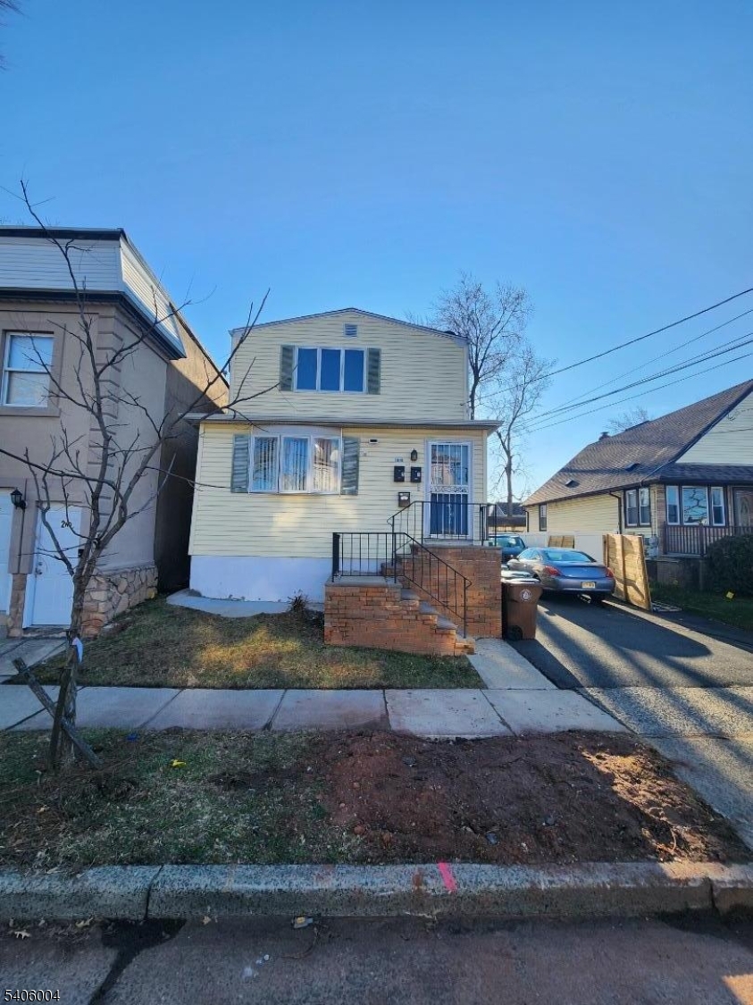 1310 E Henry Street Linden NJ 07036