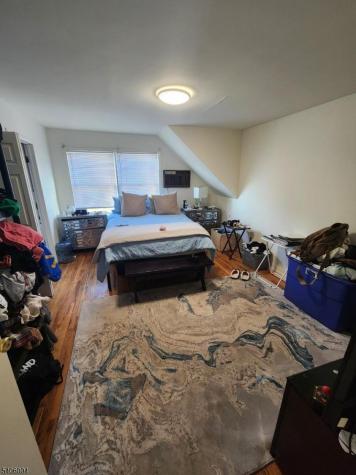 1310 E Henry Street Linden NJ 07036