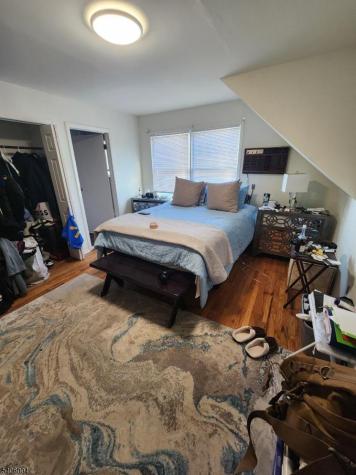 1310 E Henry Street Linden NJ 07036