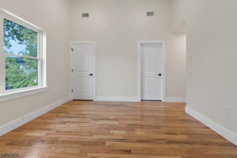 57 Eckert Avenue Newark NJ 07112