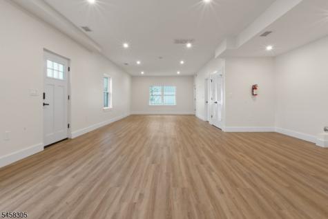 57 Eckert Avenue Newark NJ 07112