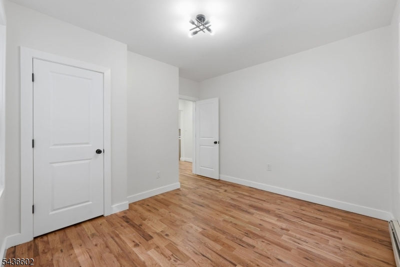 203 Hansbury Avenue Newark NJ 07112