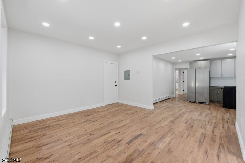 203 Hansbury Avenue Newark NJ 07112