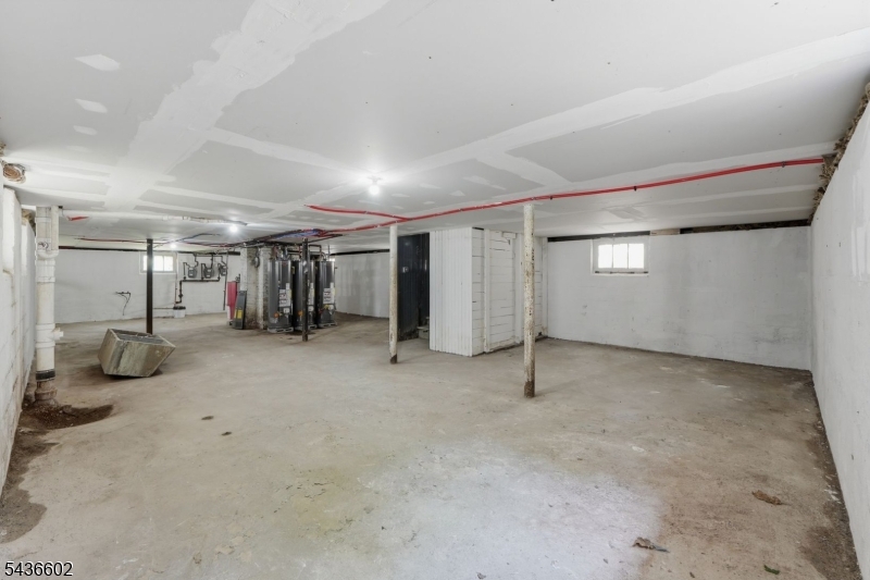 203 Hansbury Avenue Newark NJ 07112