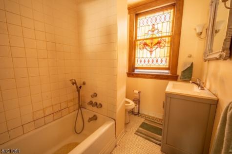 238 Murray Street Elizabeth NJ 07202