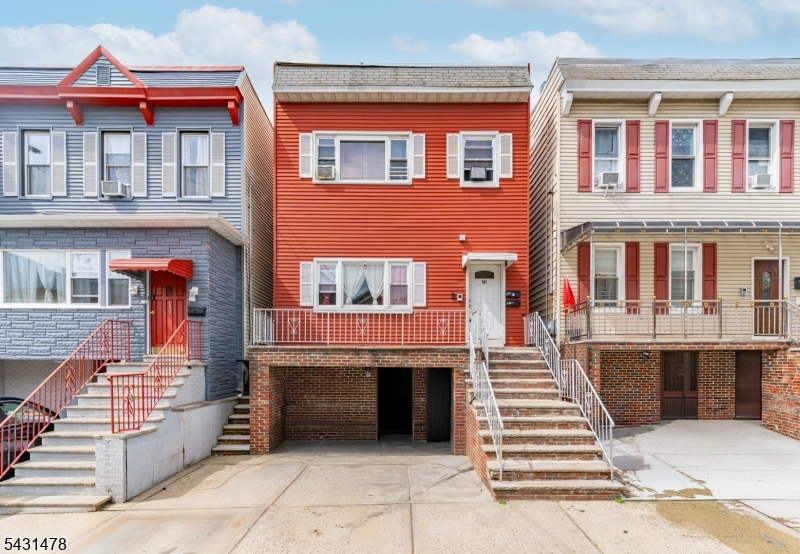 161 Seaview Avenue Jersey City NJ 07305