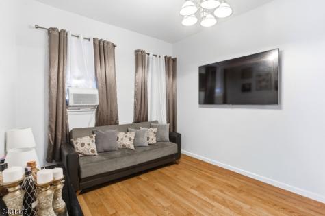 161 Seaview Avenue Jersey City NJ 07305